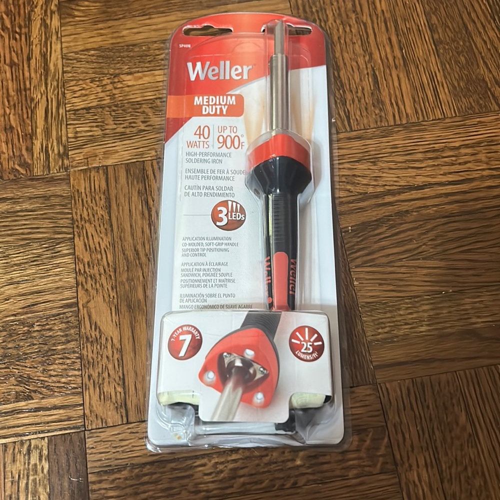 Weller Soldering Iron, 40 W, Up to 900 Deg, Red